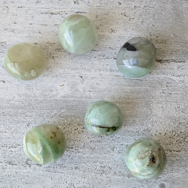 Garnierite Tumblestone