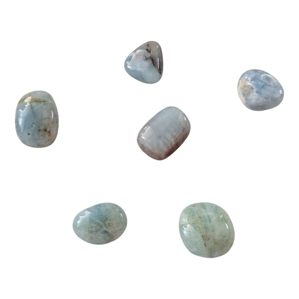 Aquamarine small pocket crystals 