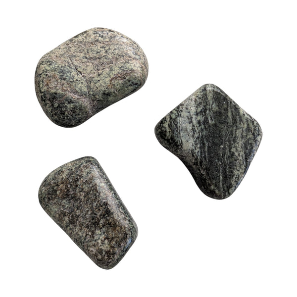 chrysotile gemstones showing green serpentine with banding of chrysotile
