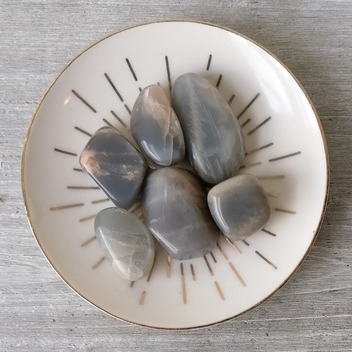Moonstone (Grey) Tumblestone