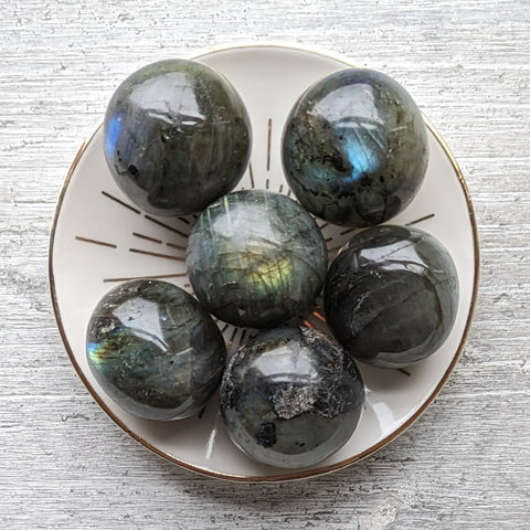 Labradorite (Madagascan) Tumblestone