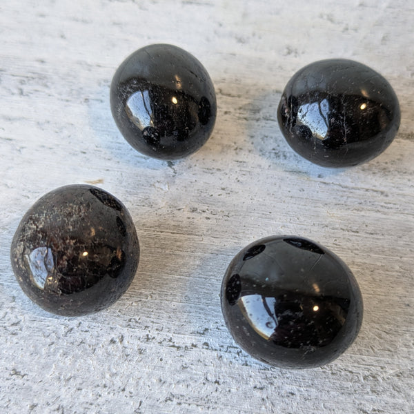 Garnet Star Tumblestone