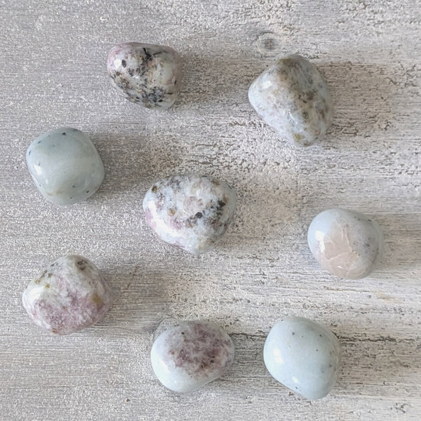 Cleavelandite Tumblestone