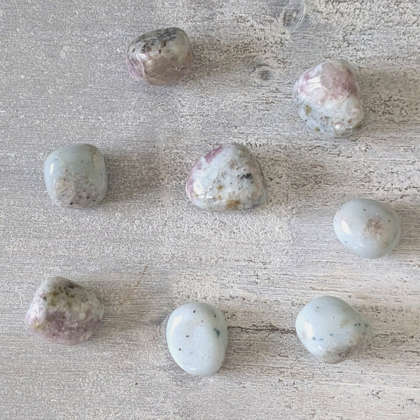 Cleavelandite Tumblestone