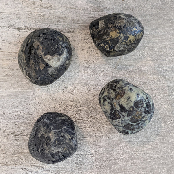 Covellite Tumblestone