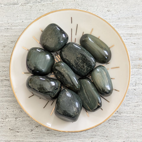 Silver Cats Eye (Natural) Tumblestone
