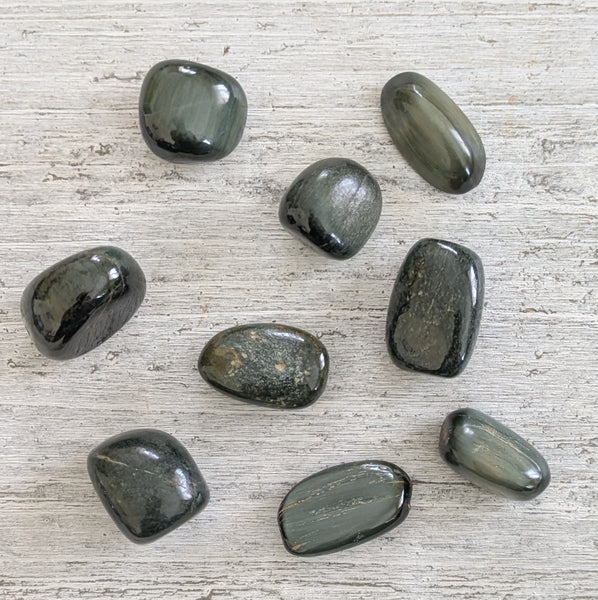 Silver Cats Eye (Natural) Tumblestone