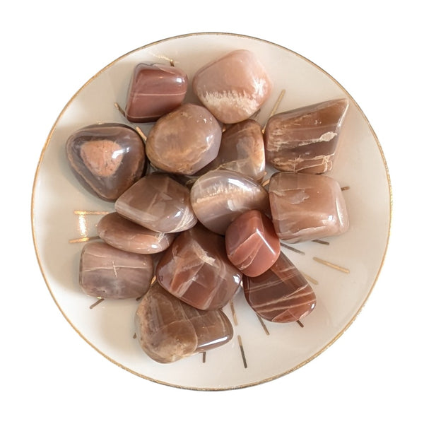 Moonstone (Dark Pink) Tumblestone - Cancer Birthstone - Feminine Energy - Calm, Balance & Peace