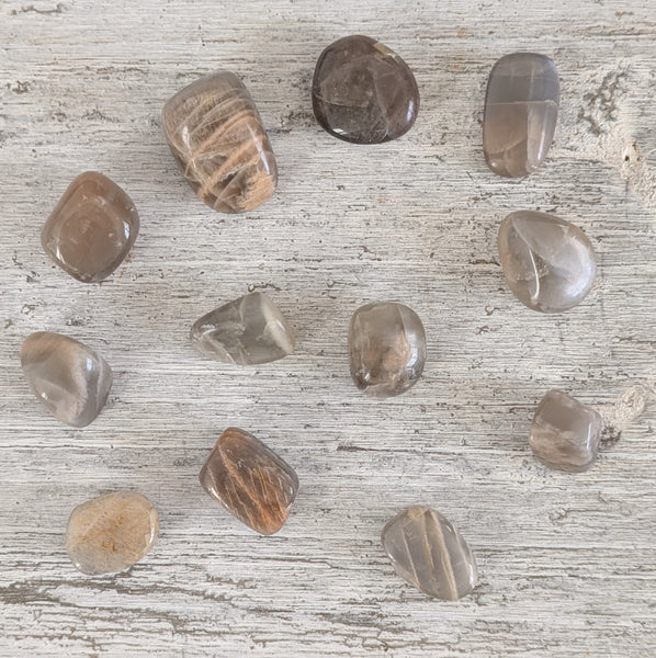 Moonstone (Grey) Tumblestone