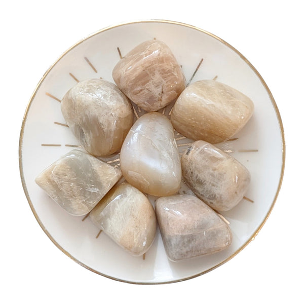 Moonstone (Cream) Tumblestone