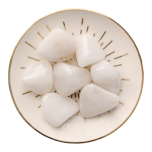 Snow Quartz Crystal Tumblestone - Seven Chakra Gemstone - Stone for Aquarius