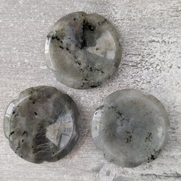 Flower Crystal Thumb Stone - Amethyst or Labradorite