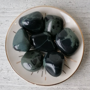 Spider Web Obsidian Tumblestone