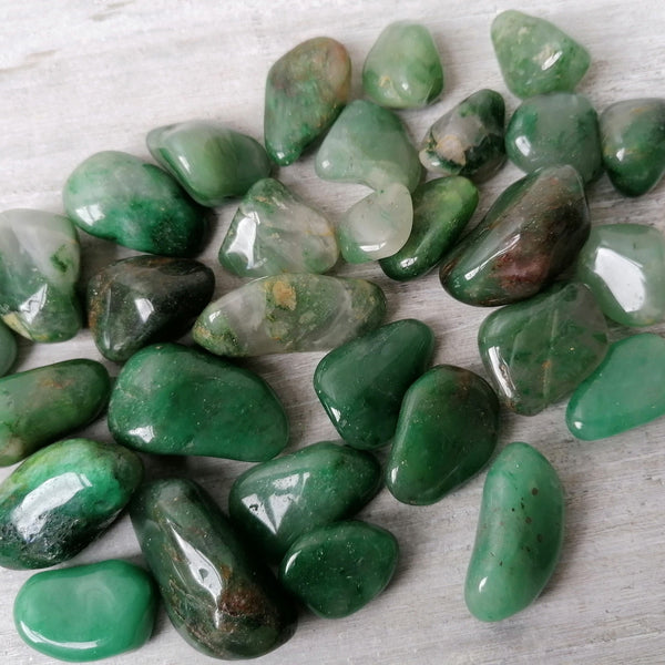 Green Chalcedony Tumblestone